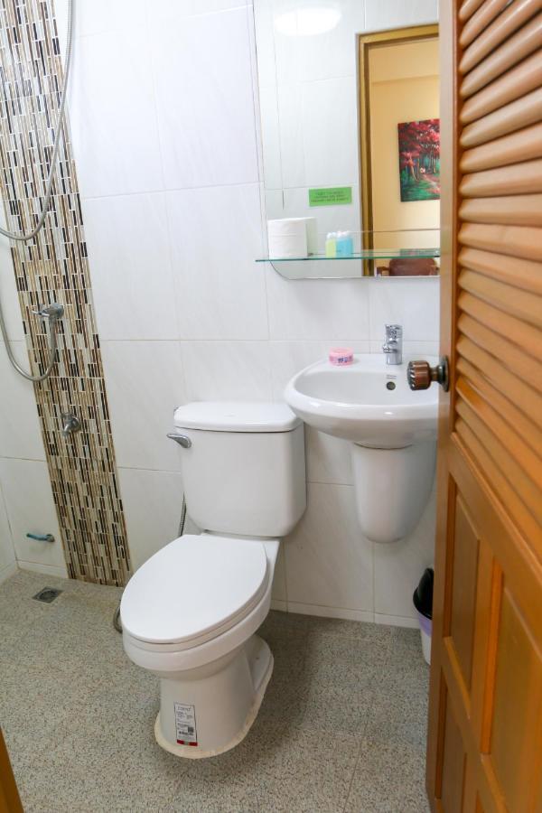 Kavil Guesthouse Chiang Mai Zewnętrze zdjęcie
