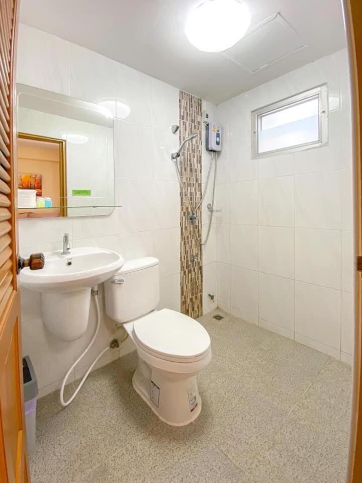 Kavil Guesthouse Chiang Mai Zewnętrze zdjęcie