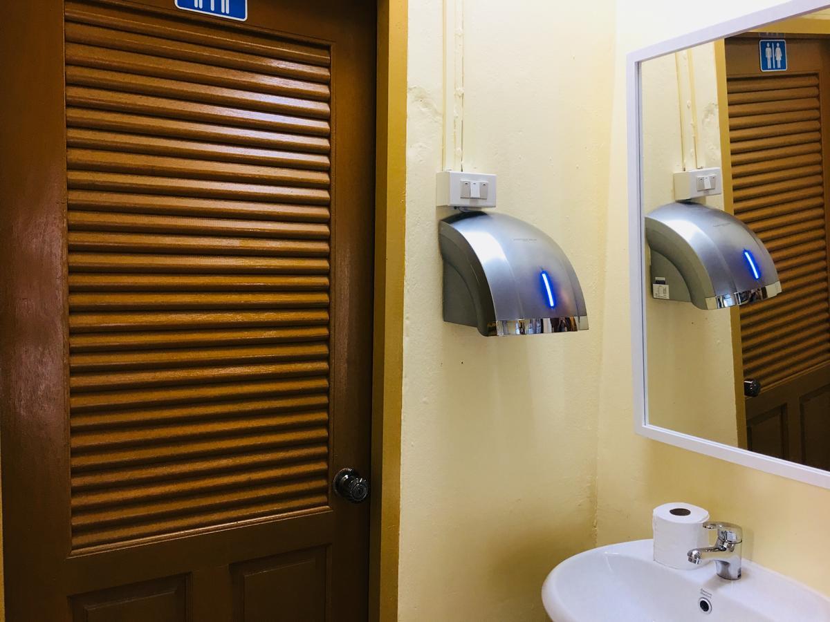 Kavil Guesthouse Chiang Mai Zewnętrze zdjęcie